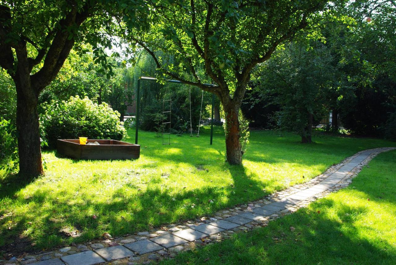 Neu Eingerichtetes Apartment #1 Mit Wlan !Sauna & Hot Tub Zubuchbar! Senftenberg Exterior foto