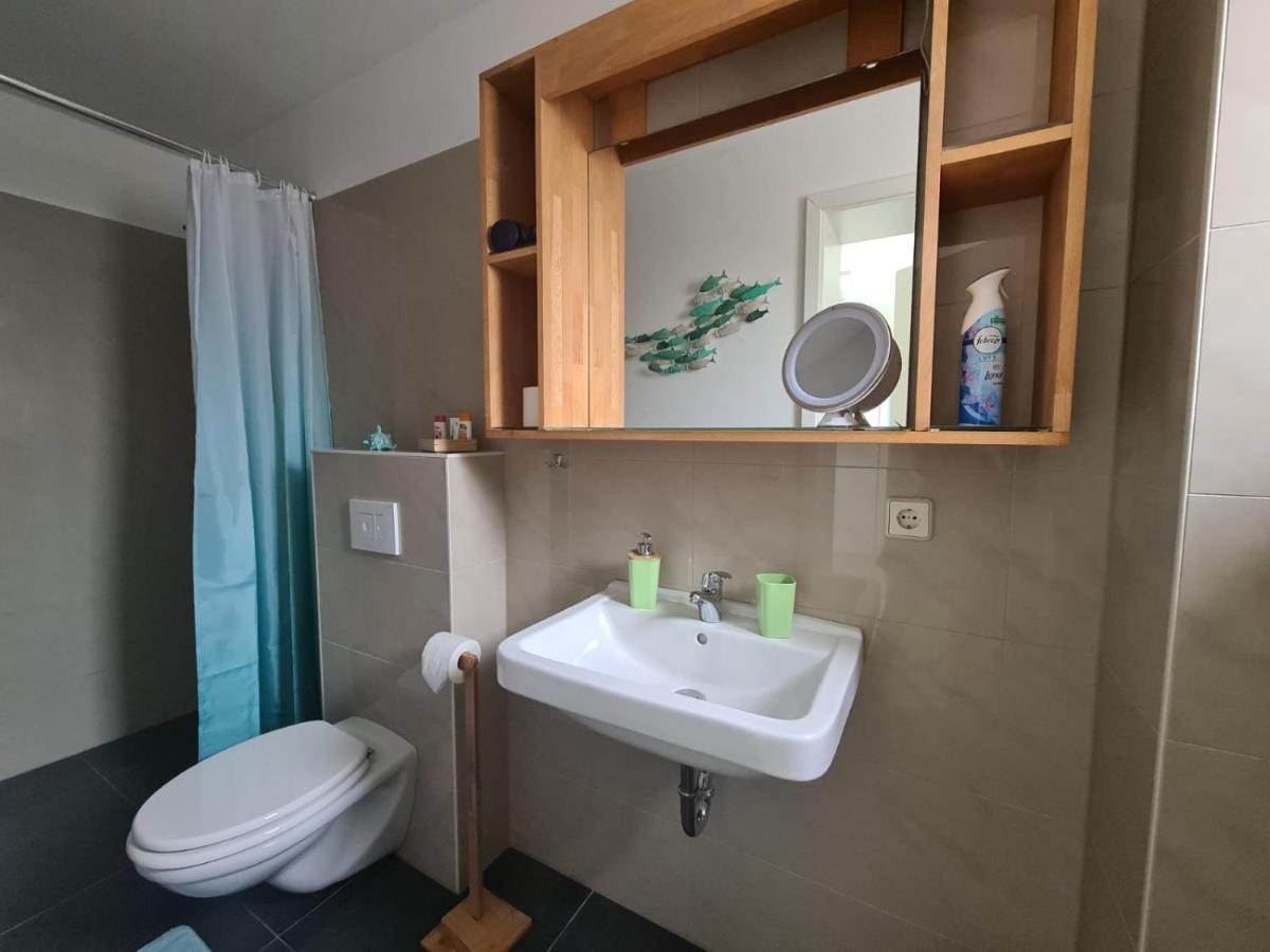 Neu Eingerichtetes Apartment #1 Mit Wlan !Sauna & Hot Tub Zubuchbar! Senftenberg Exterior foto